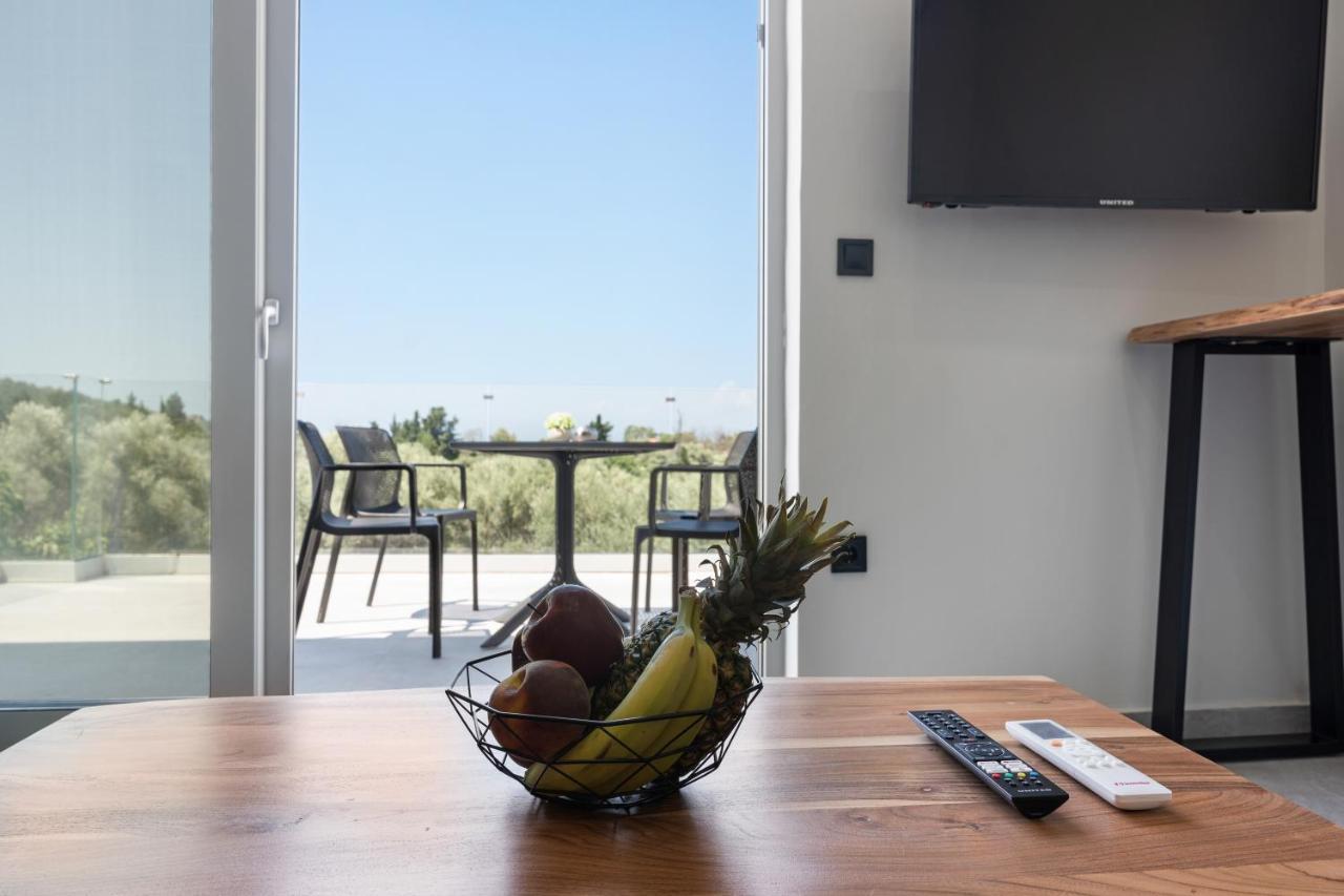 Robin'S Aparthotel Απόλπαινα Εξωτερικό φωτογραφία