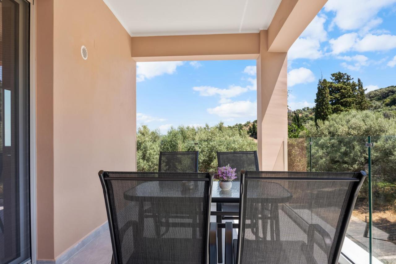 Robin'S Aparthotel Απόλπαινα Εξωτερικό φωτογραφία